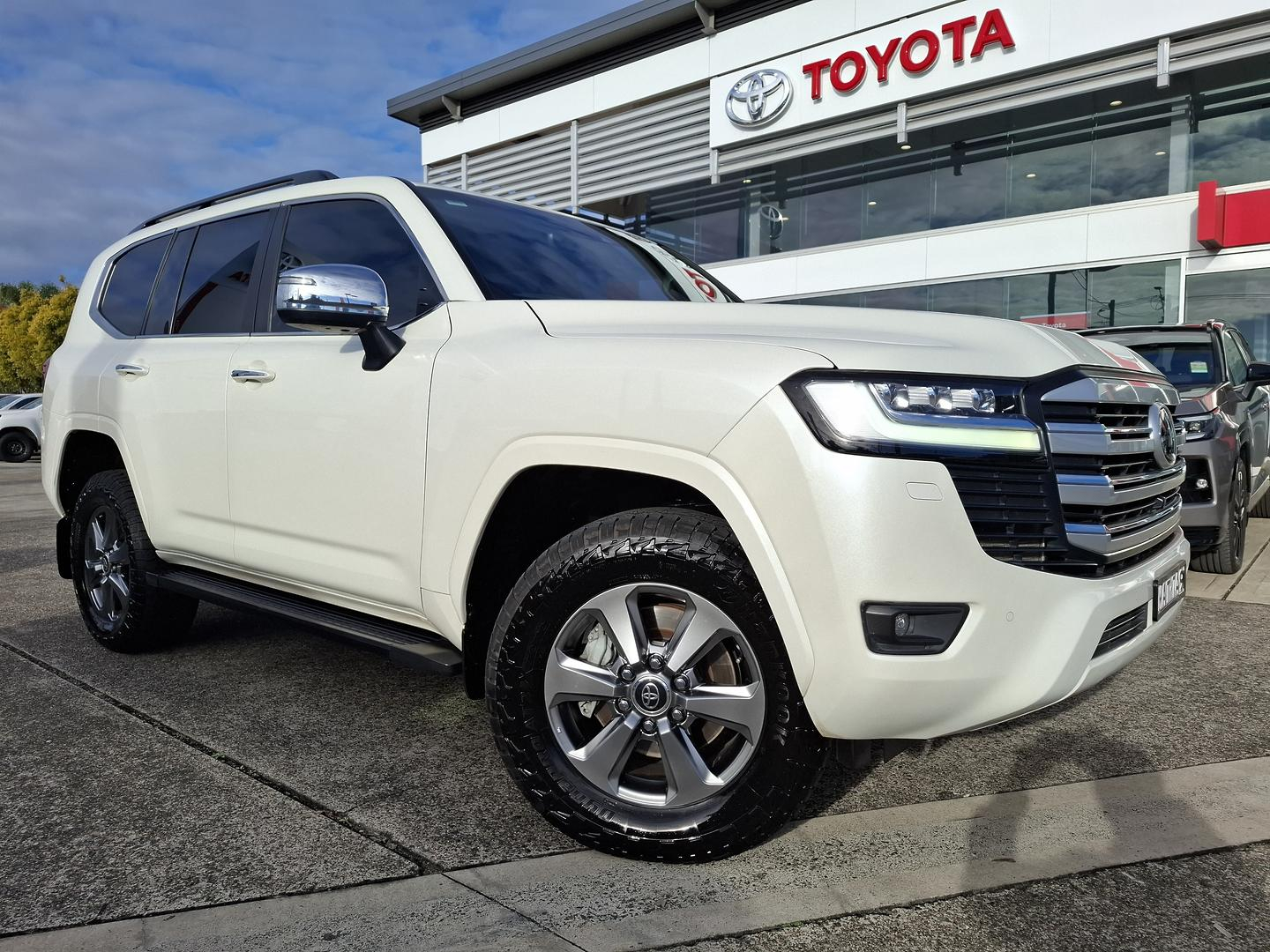 Image of 2022 Toyota Landcruiser Sahara