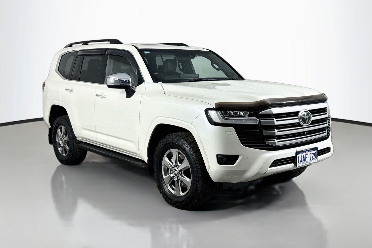 Image of 2022 Toyota LANDCRUISER Sahara