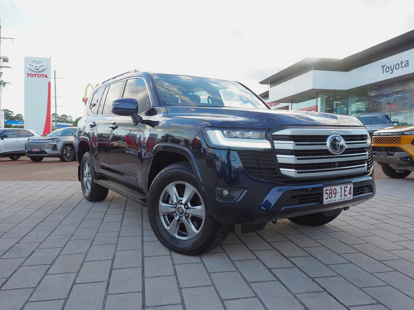 Image of 2023 Toyota Landcruiser Sahara