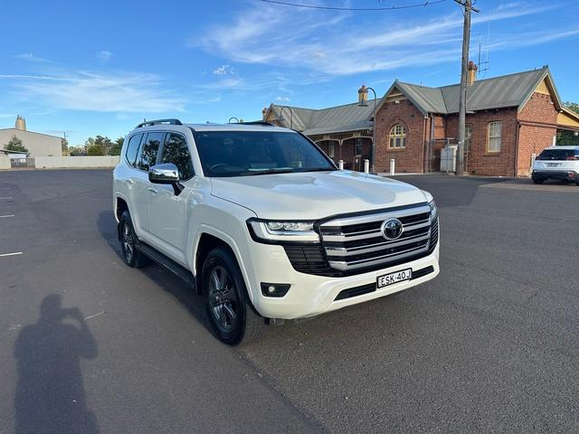 Image of 2022 Toyota Landcruiser Sahara