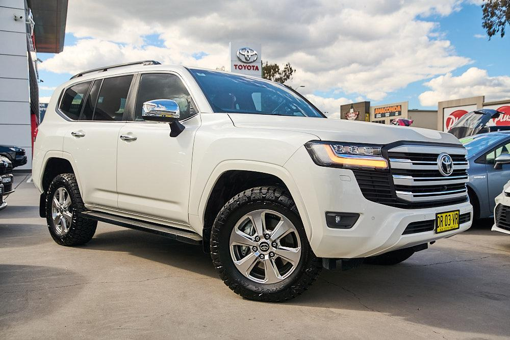 Image of 2022 Toyota LANDCRUISER Sahara