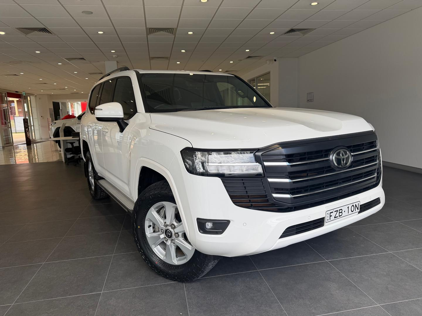 Image of 2023 Toyota Landcruiser GXL