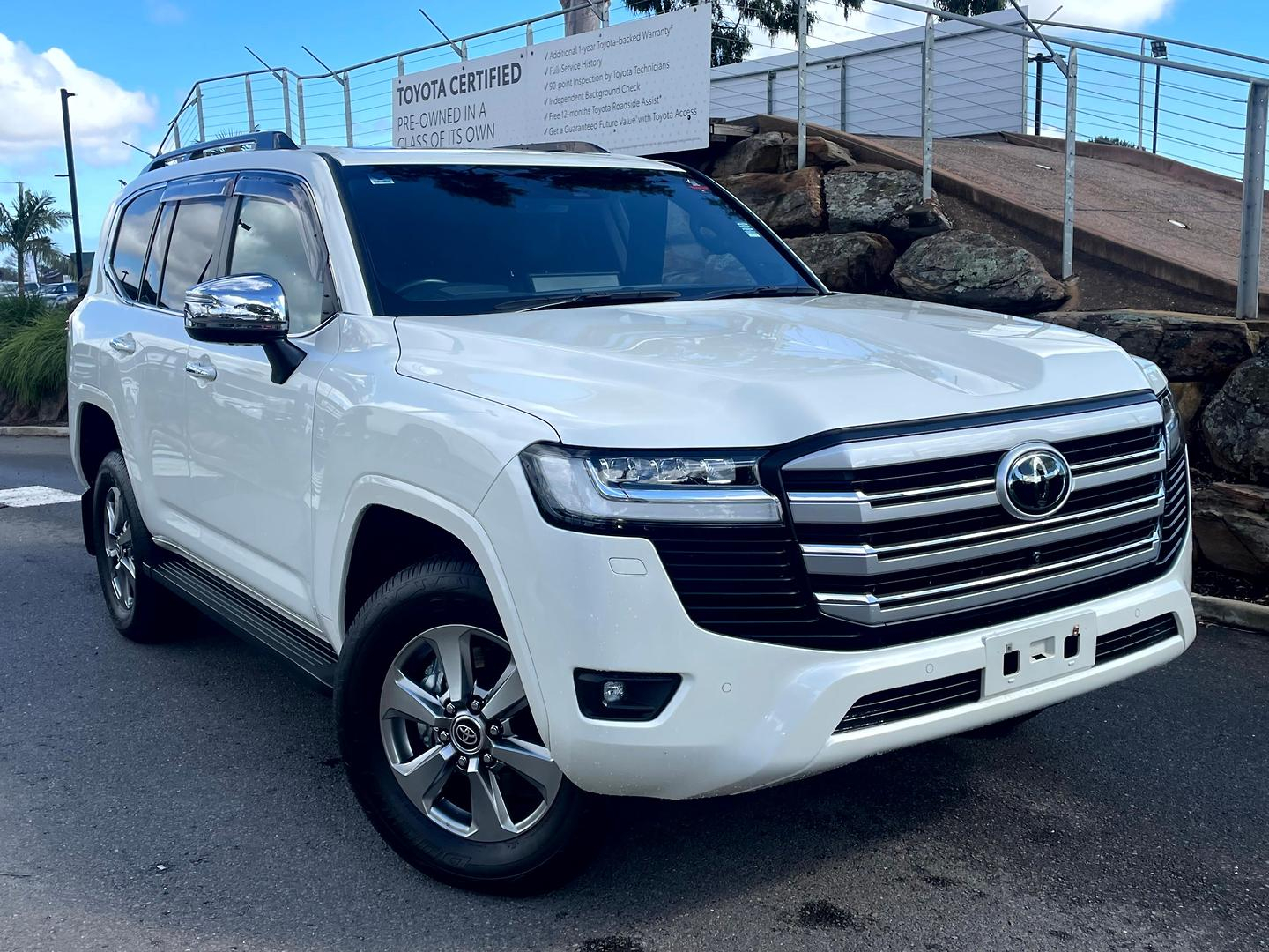 Image of 2022 Toyota Landcruiser Sahara
