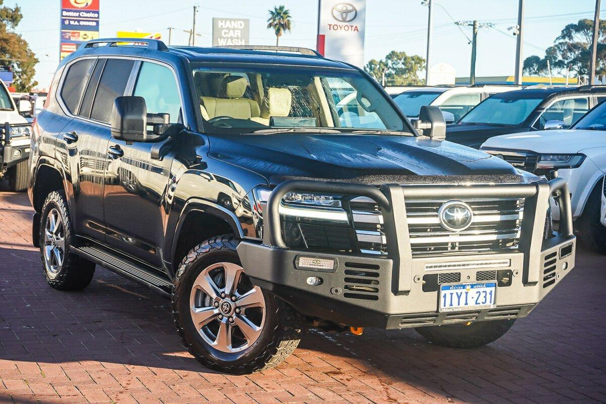 Image of 2022 Toyota Landcruiser VX