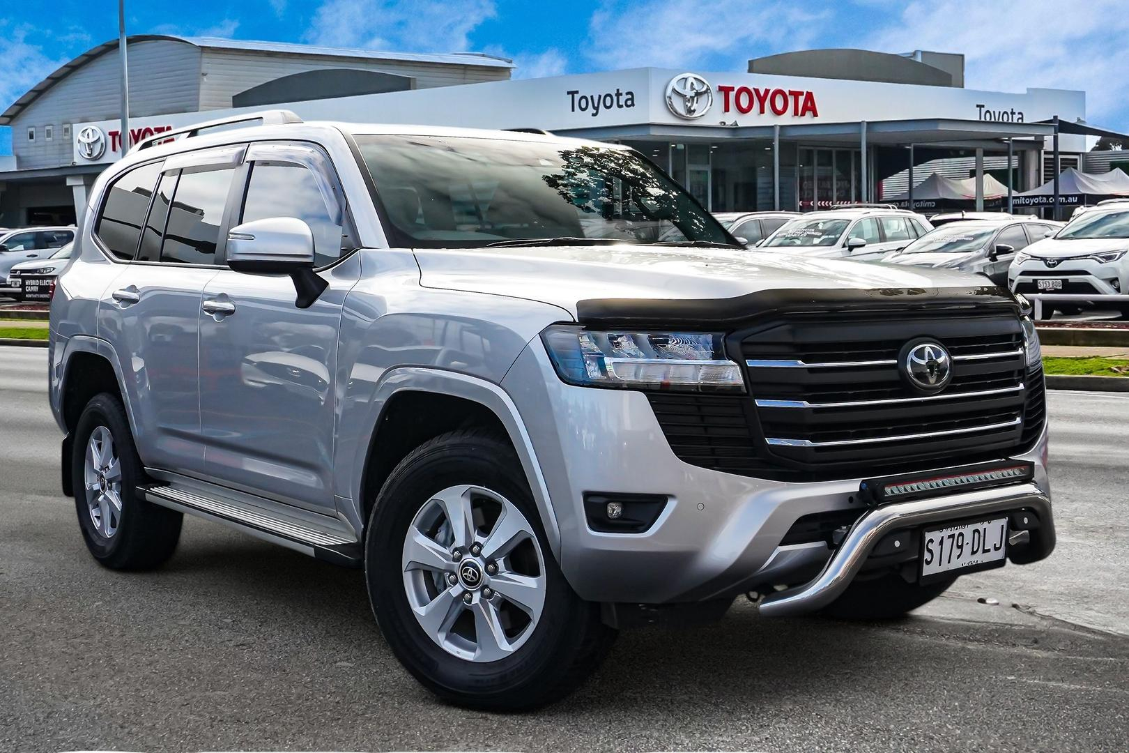 Image of 2023 Toyota Landcruiser GXL