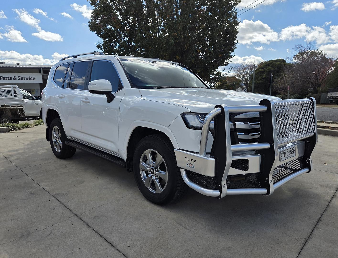 Image of 2023 Toyota Landcruiser VX