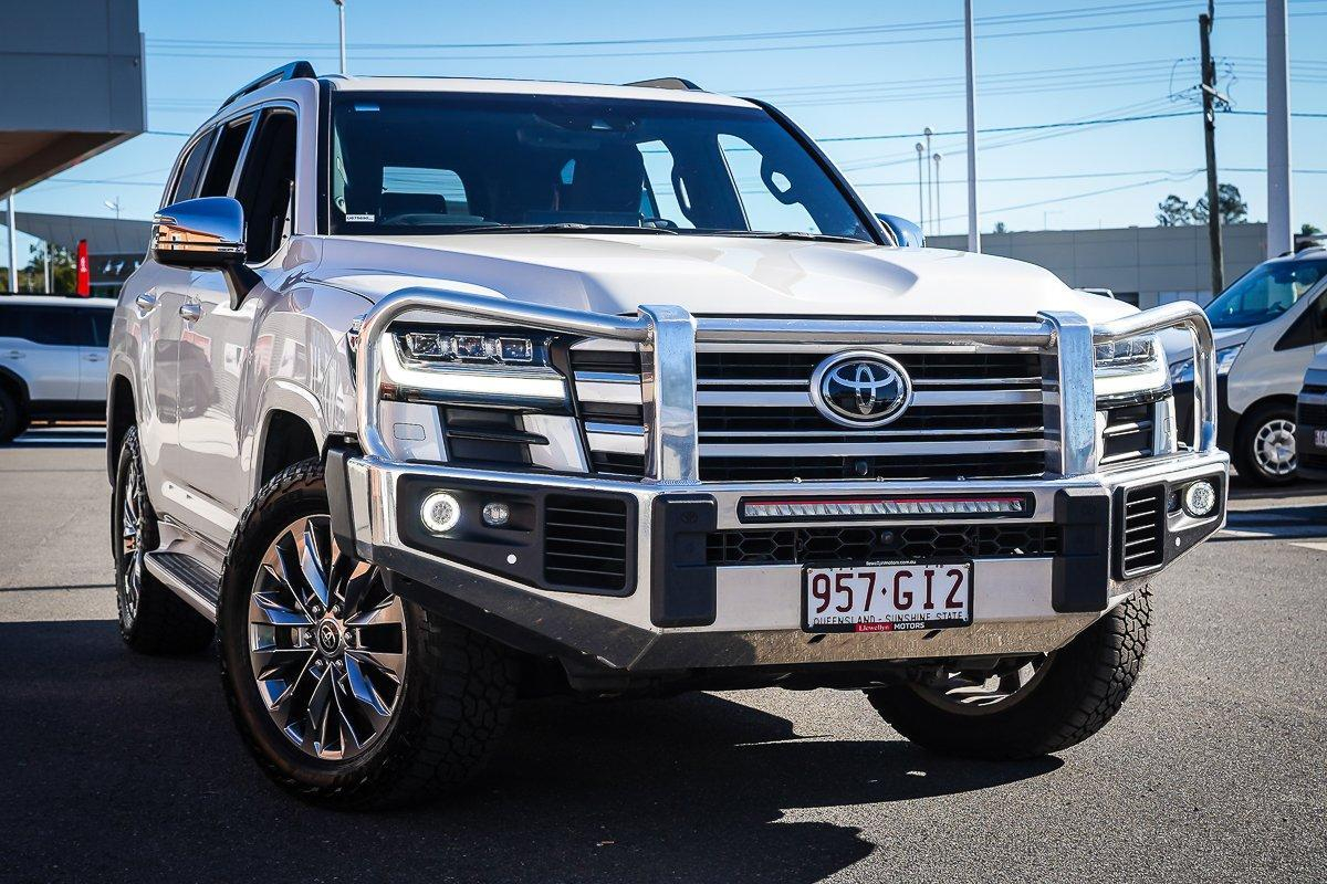 Image of 2022 Toyota LANDCRUISER Sahara ZX
