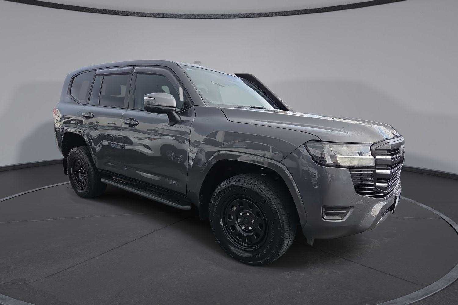 Image of 2025 Toyota Landcruiser GX