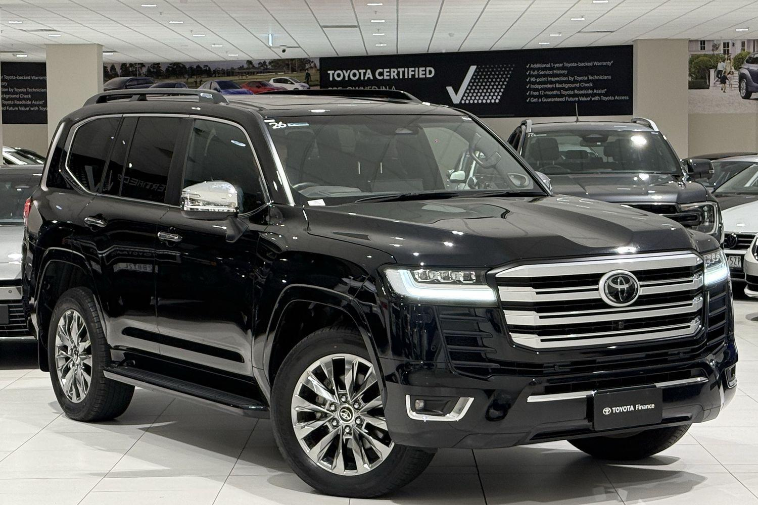 Image of 2025 Toyota Landcruiser Sahara ZX