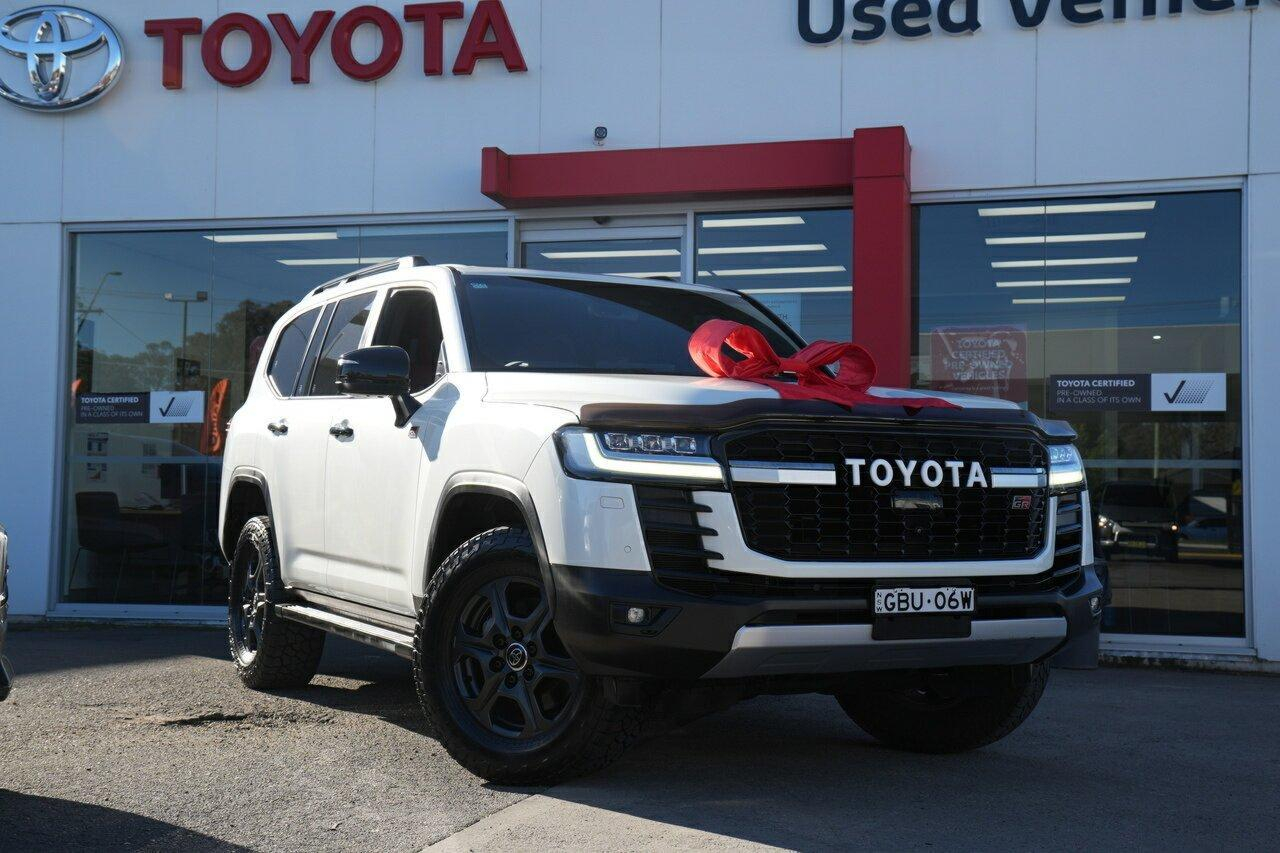 Image of 2022 Toyota Landcruiser GR-S