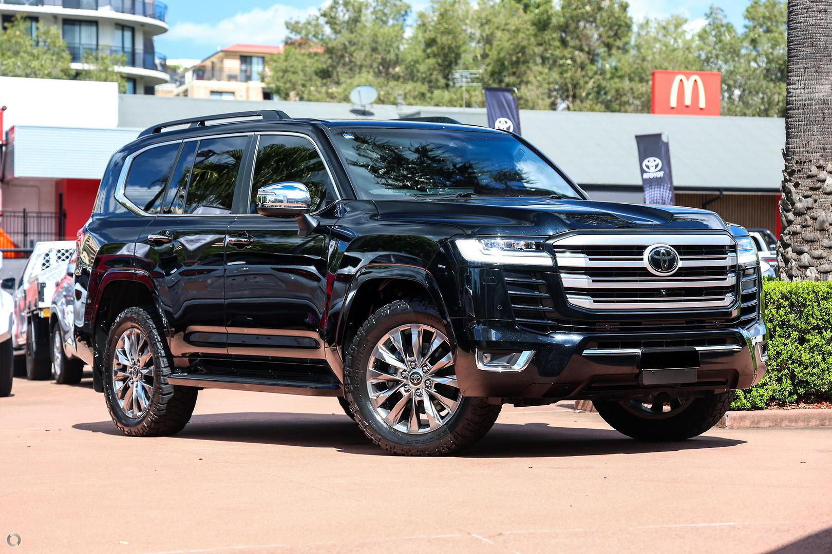Image of 2022 TOYOTA Landcruiser Sahara ZX