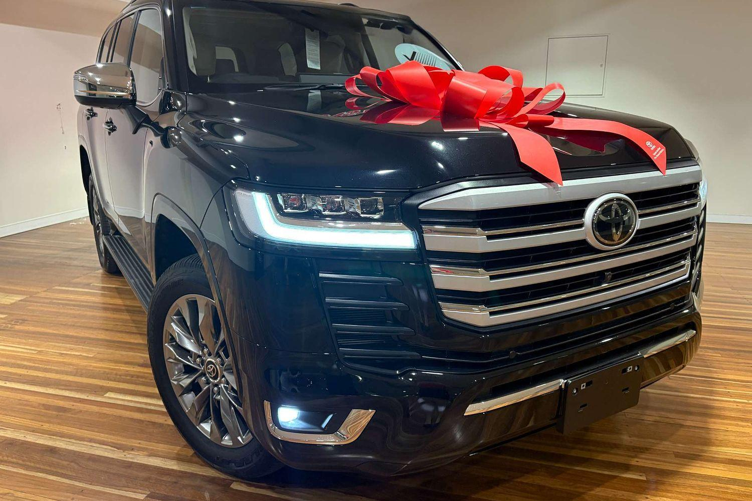 Image of 2024 Toyota Landcruiser Sahara ZX