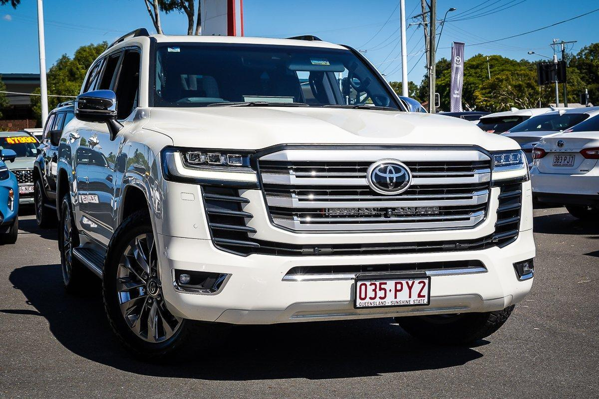 Image of 2021 Toyota LANDCRUISER Sahara ZX