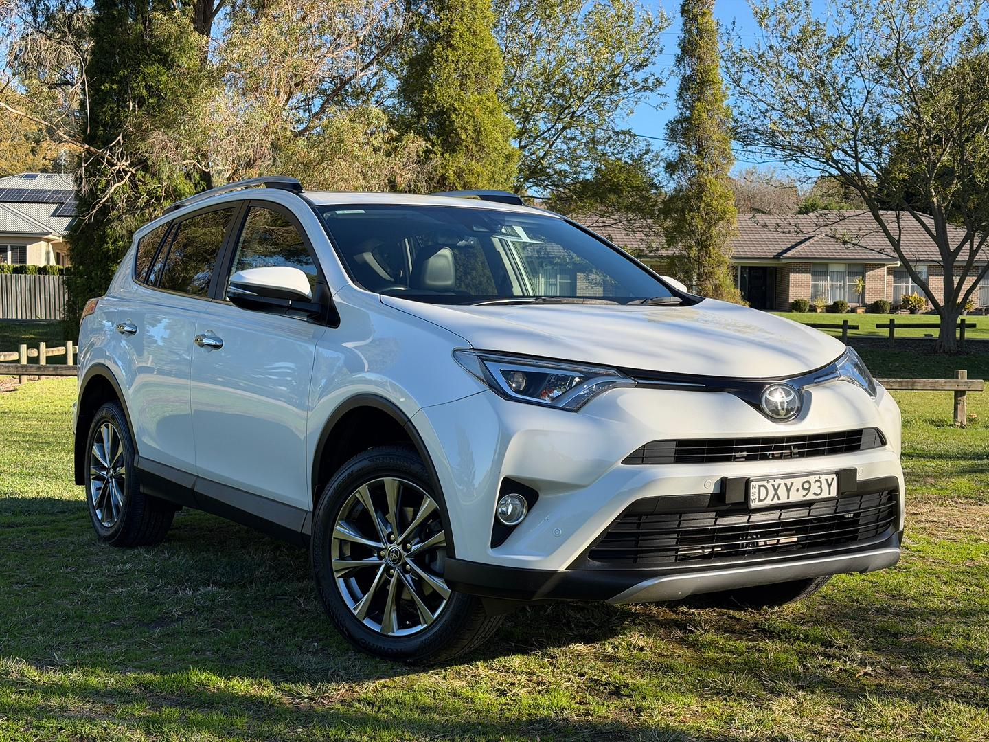 Image of 2018 Toyota RAV4 Cruiser-AWD