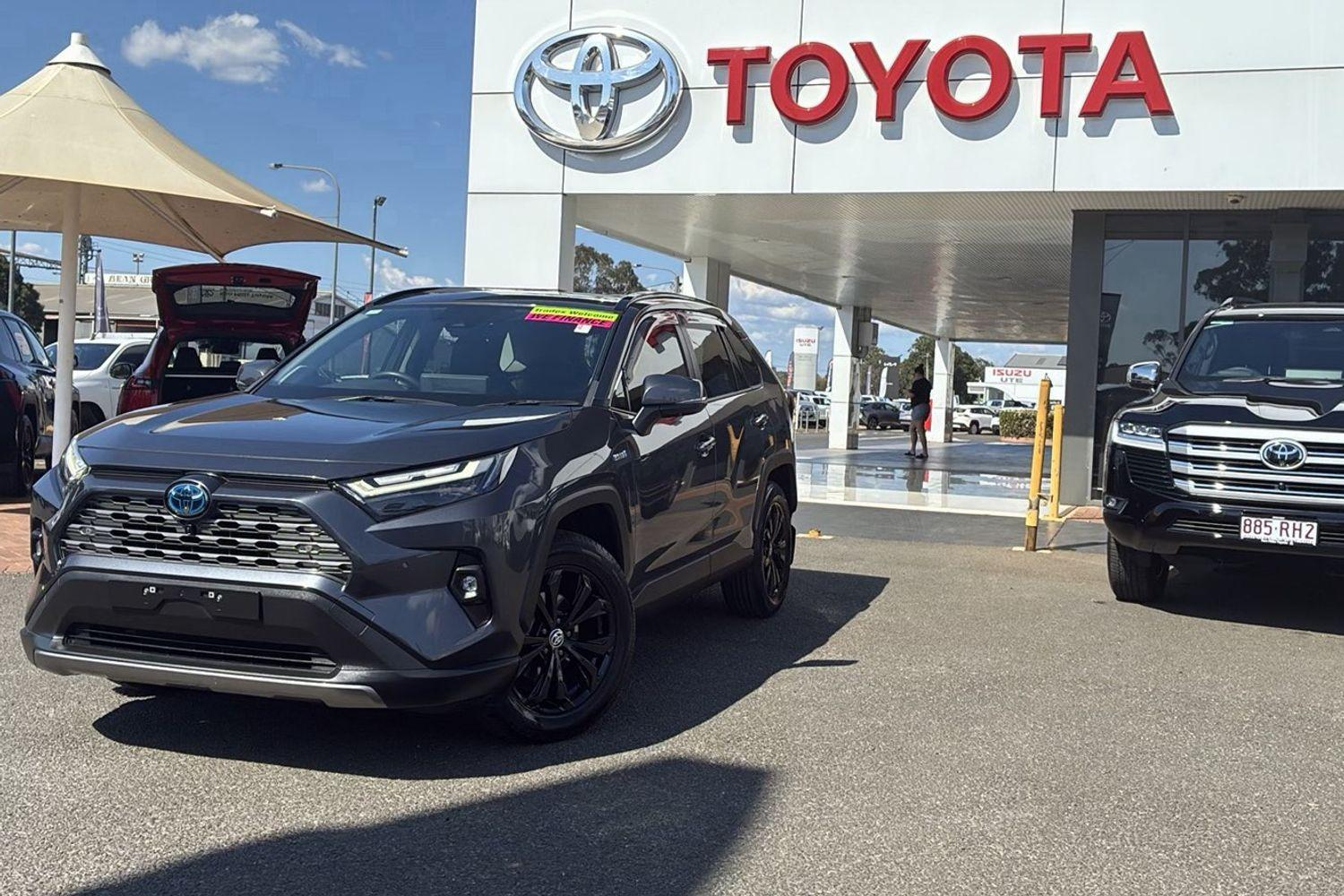 Image of 2024 Toyota RAV4 Hybrid Cruiser-AWD