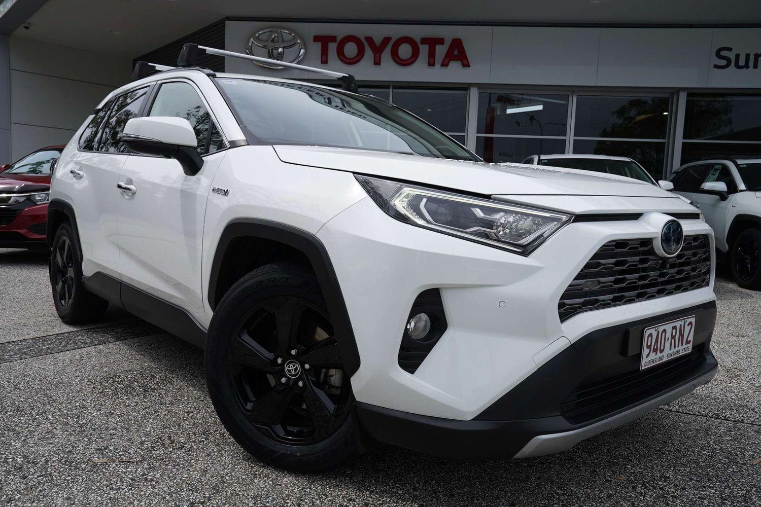 Image of 2020 Toyota RAV4 Hybrid Cruiser-AWD