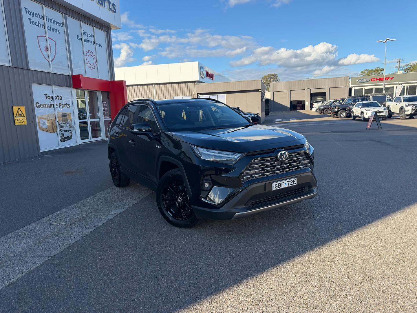 Image of 2023 Toyota RAV4 Hybrid Cruiser-AWD