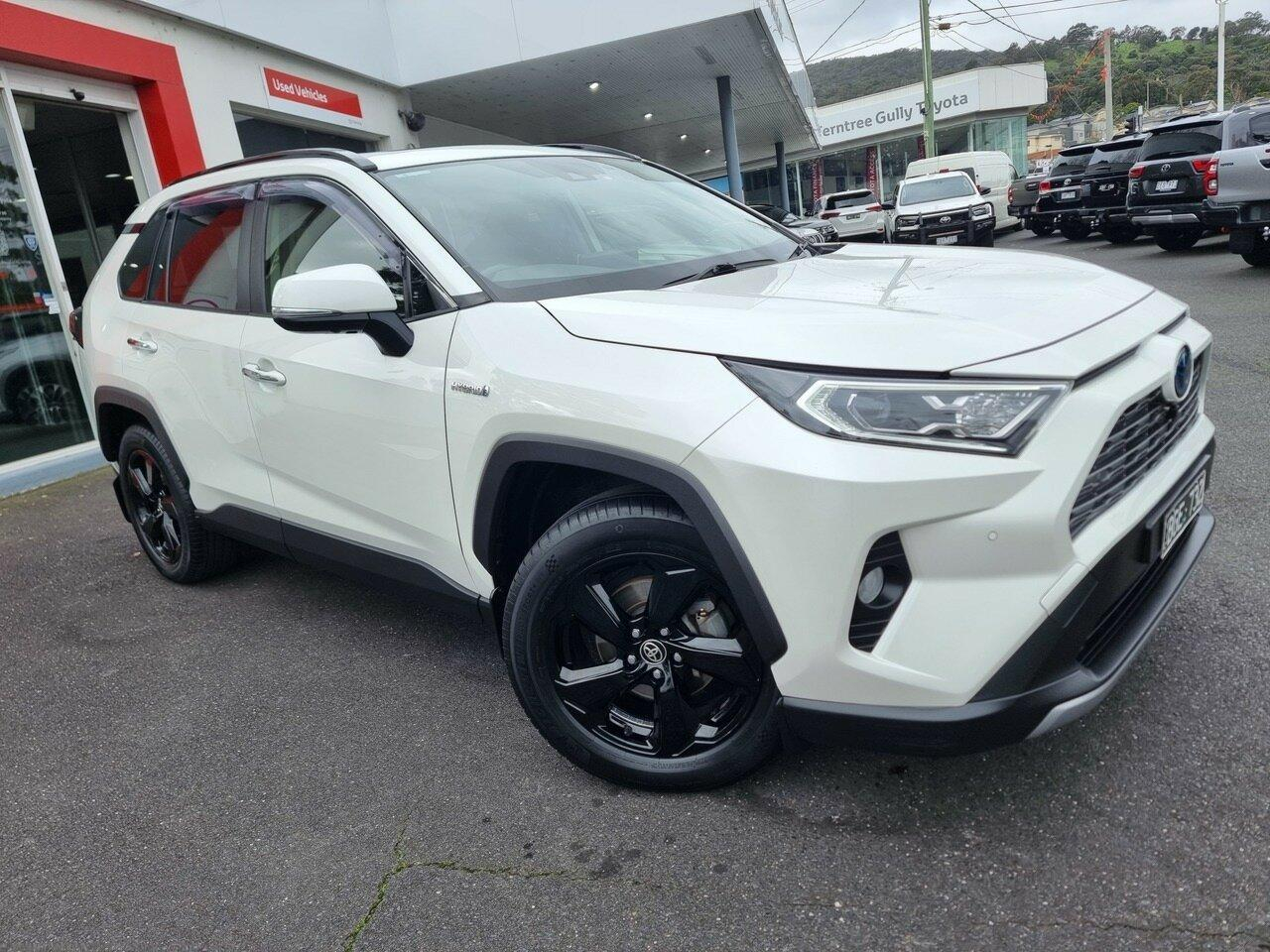 Image of 2020 Toyota RAV4 Hybrid Cruiser-AWD