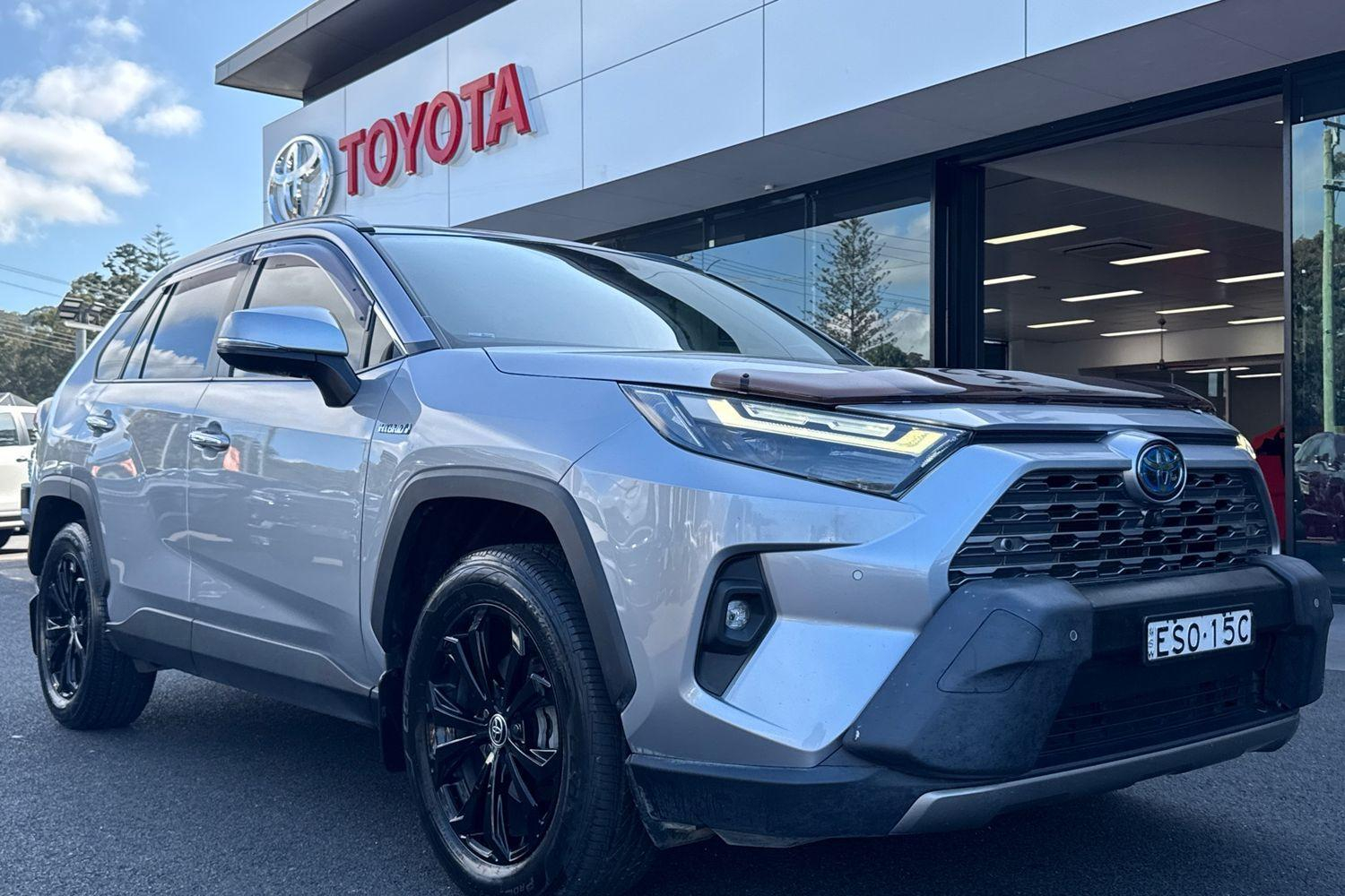 Image of 2022 Toyota Rav4 Hybrid Cruiser-AWD