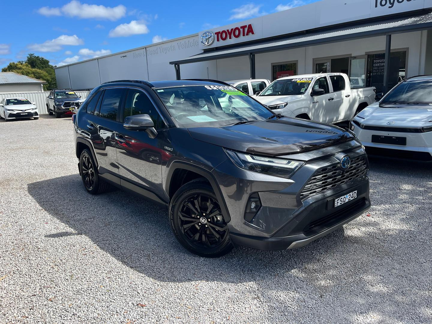 Image of 2022 Toyota RAV4 Hybrid Cruiser-AWD