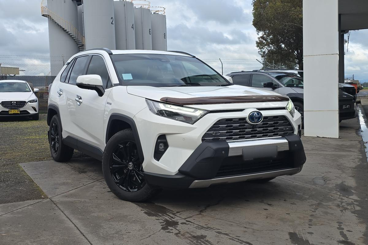 Image of 2024 Toyota RAV4 Hybrid Cruiser-AWD