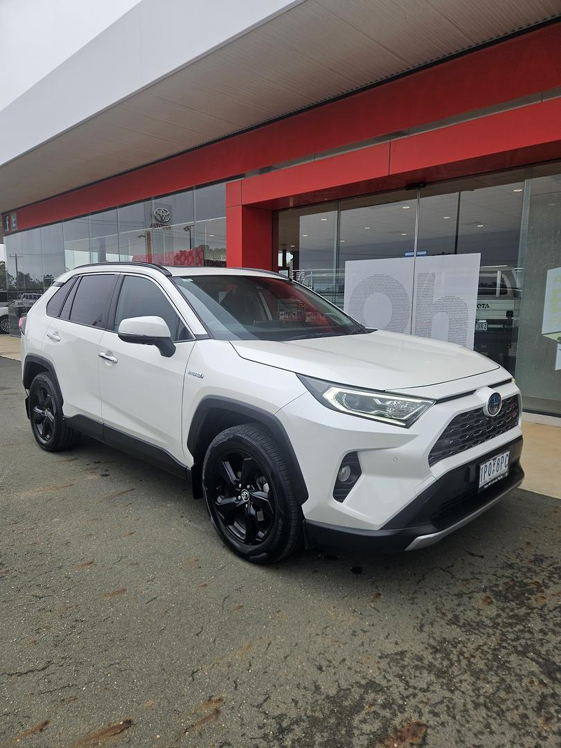 Image of 2019 Toyota Rav4 Hybrid Cruiser-AWD