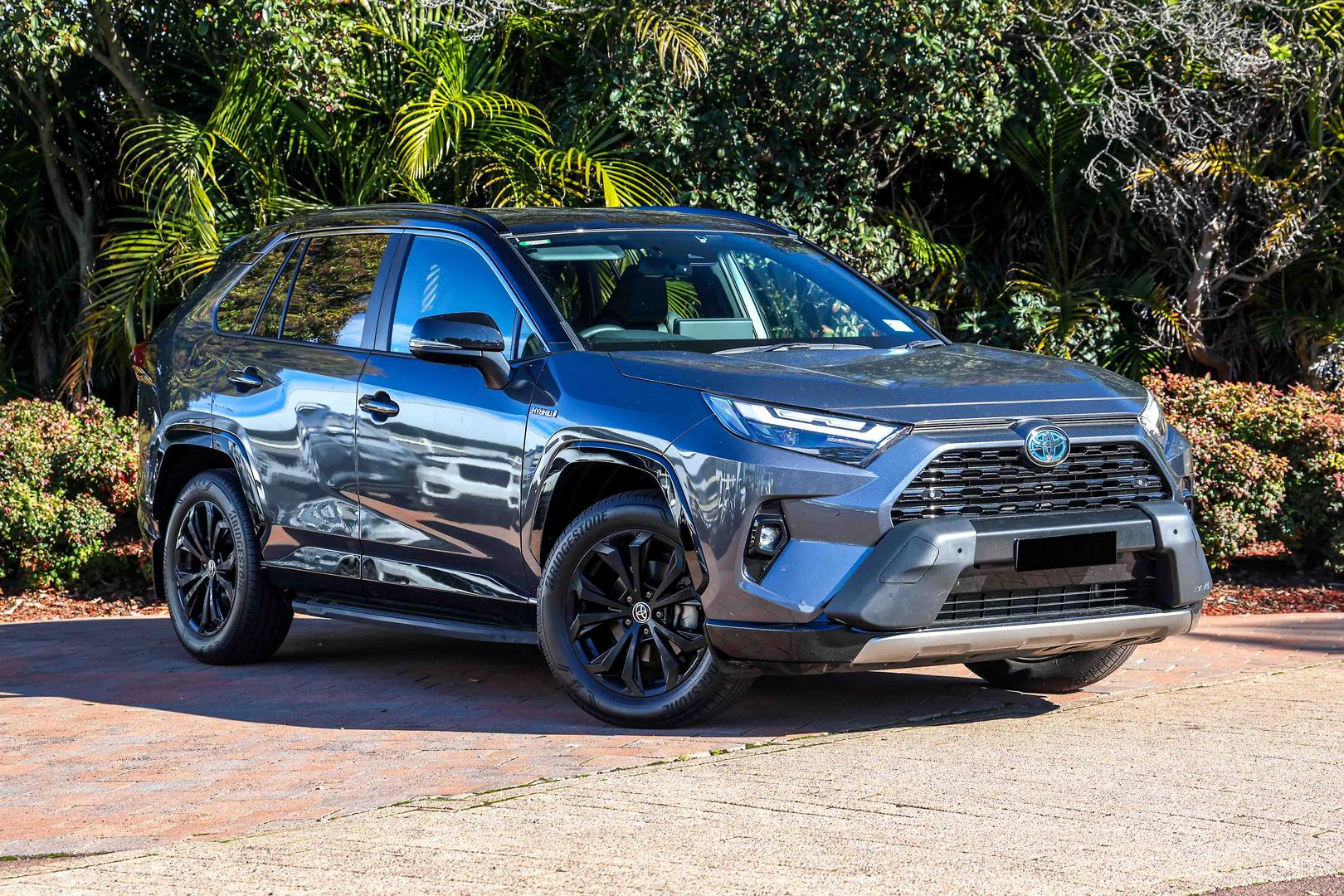 Image of 2024 TOYOTA RAV4 Hybrid XSE (AWD)