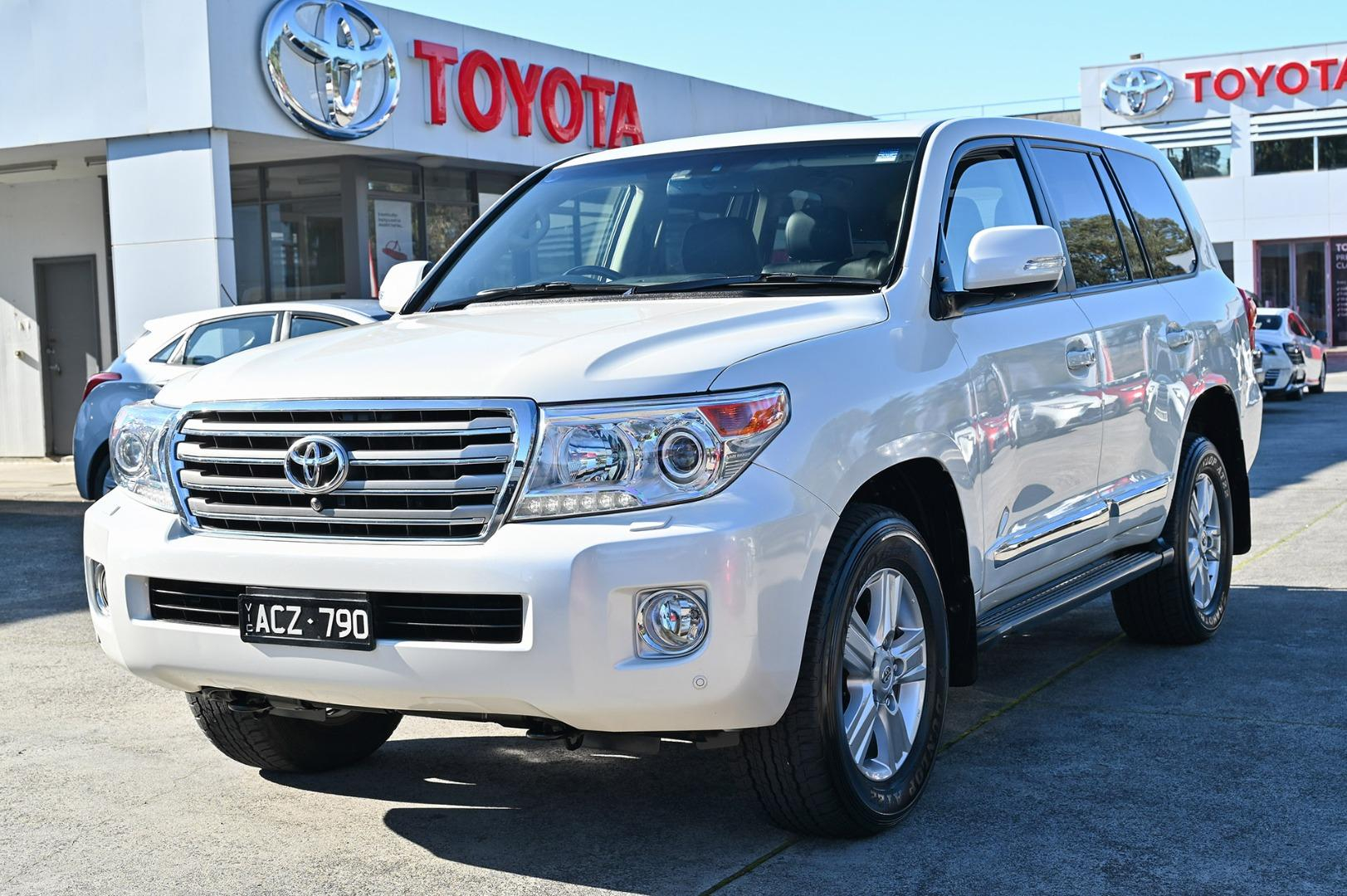Image of 2014 Toyota Landcruiser Sahara