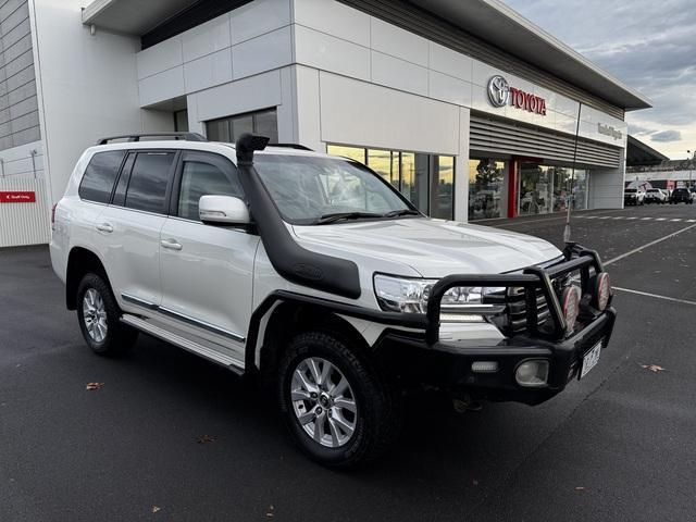 Image of 2020 Toyota Landcruiser Sahara