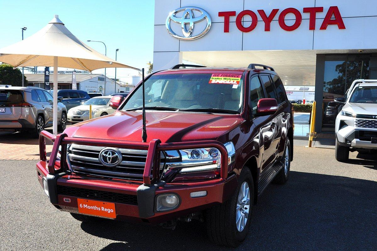 Image of 2020 Toyota Landcruiser VX