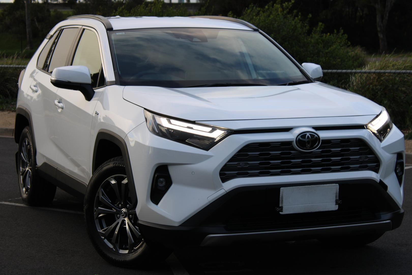 Image of 2024 Toyota RAV4 Hybrid GXL-2WD