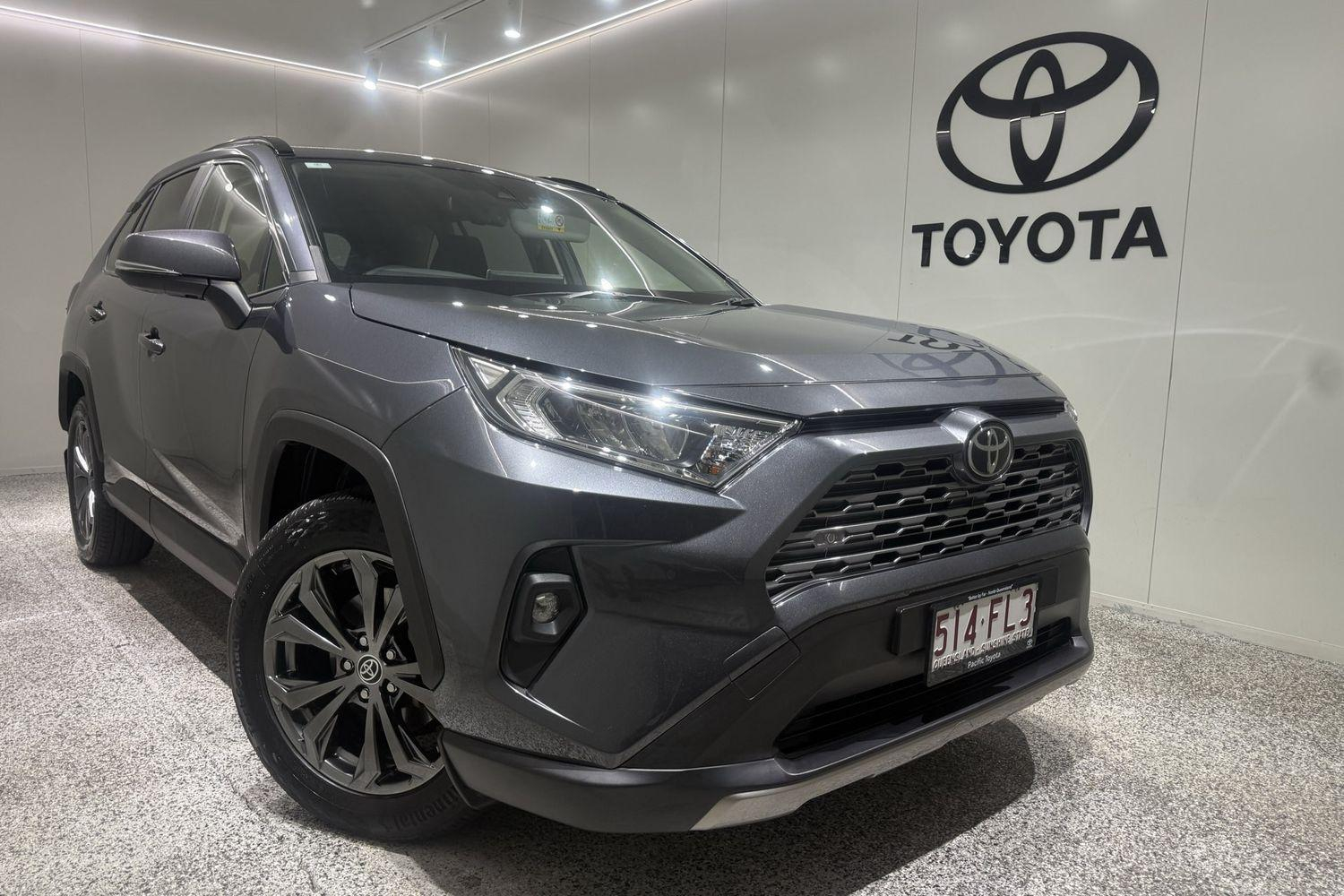 Image of 2022 Toyota RAV4 GXL-2WD