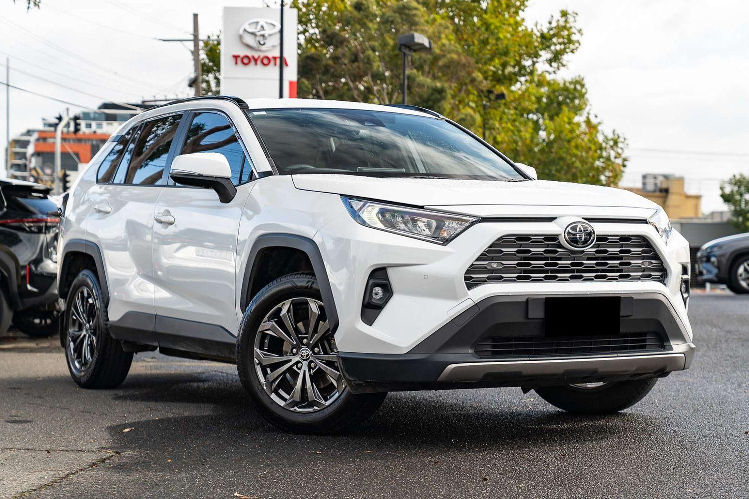 Image of 2023 Toyota RAV4 GXL-2WD