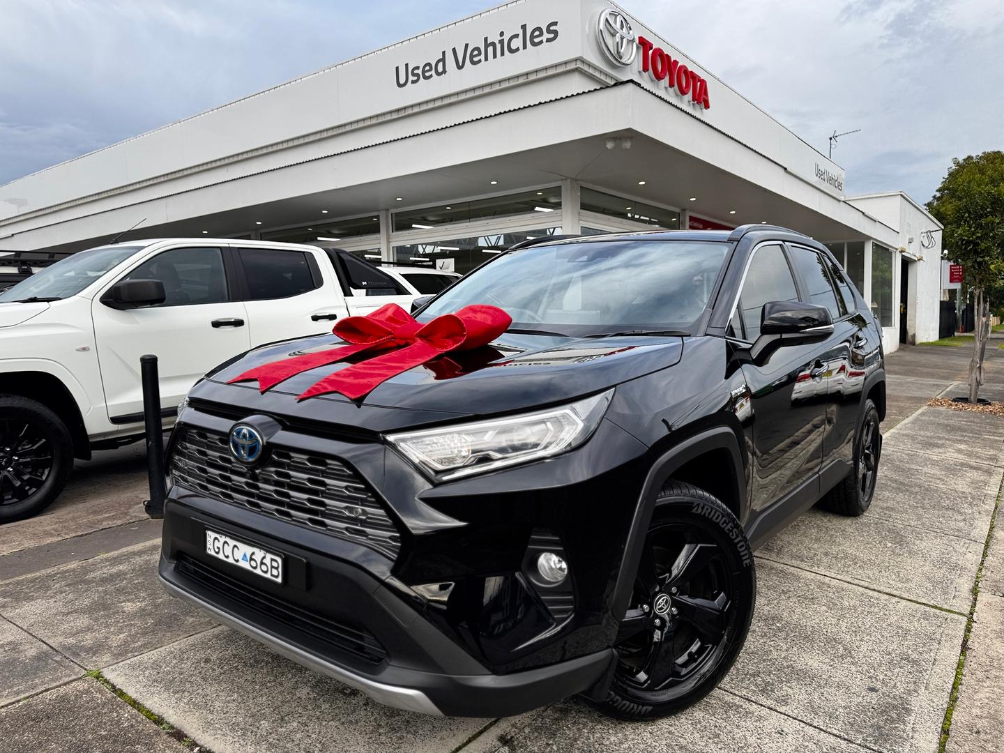 Image of 2021 Toyota Rav4 Hybrid Cruiser 2WD