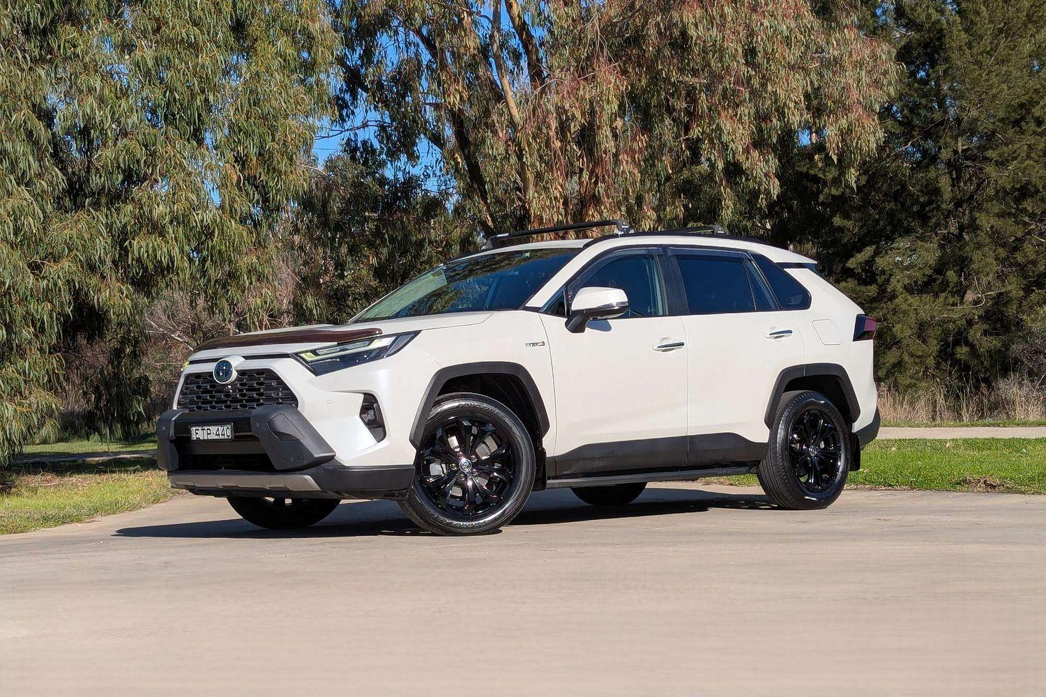 Image of 2022 Toyota RAV4 Hybrid Cruiser 2WD