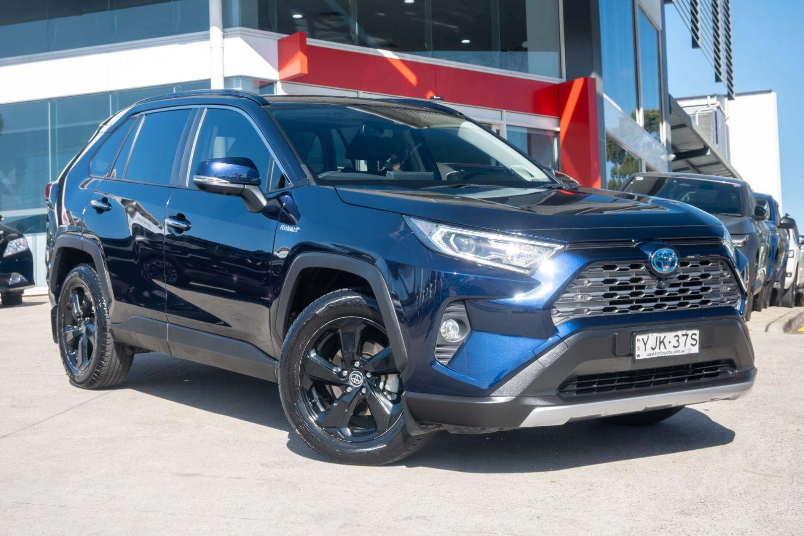 Image of 2019 Toyota Rav4 Hybrid Cruiser 2WD