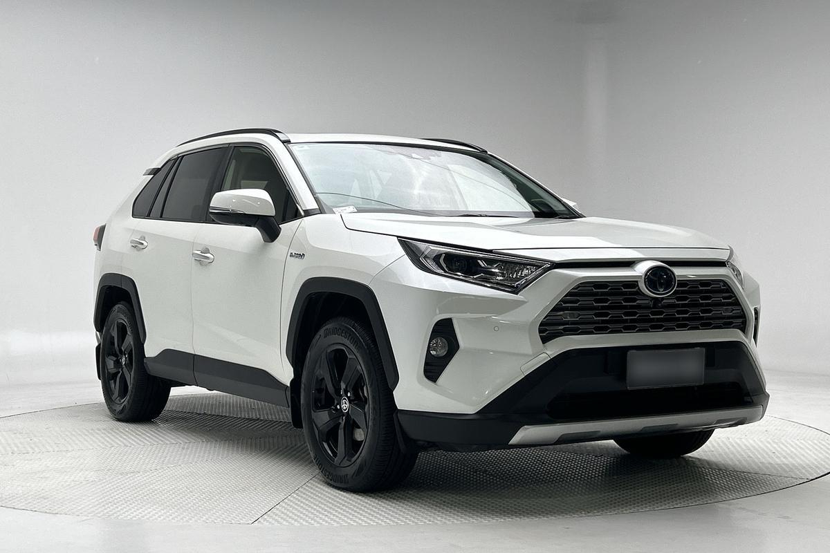 Image of 2021 Toyota RAV4 Hybrid Cruiser 2WD
