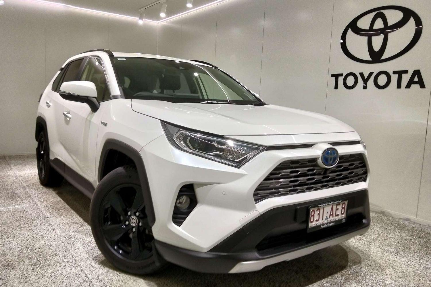 Image of 2020 Toyota RAV4 Hybrid Cruiser 2WD