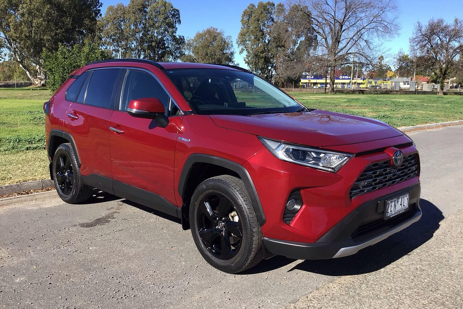 Image of 2019 Toyota RAV4 HYBRID Cruiser 2WD