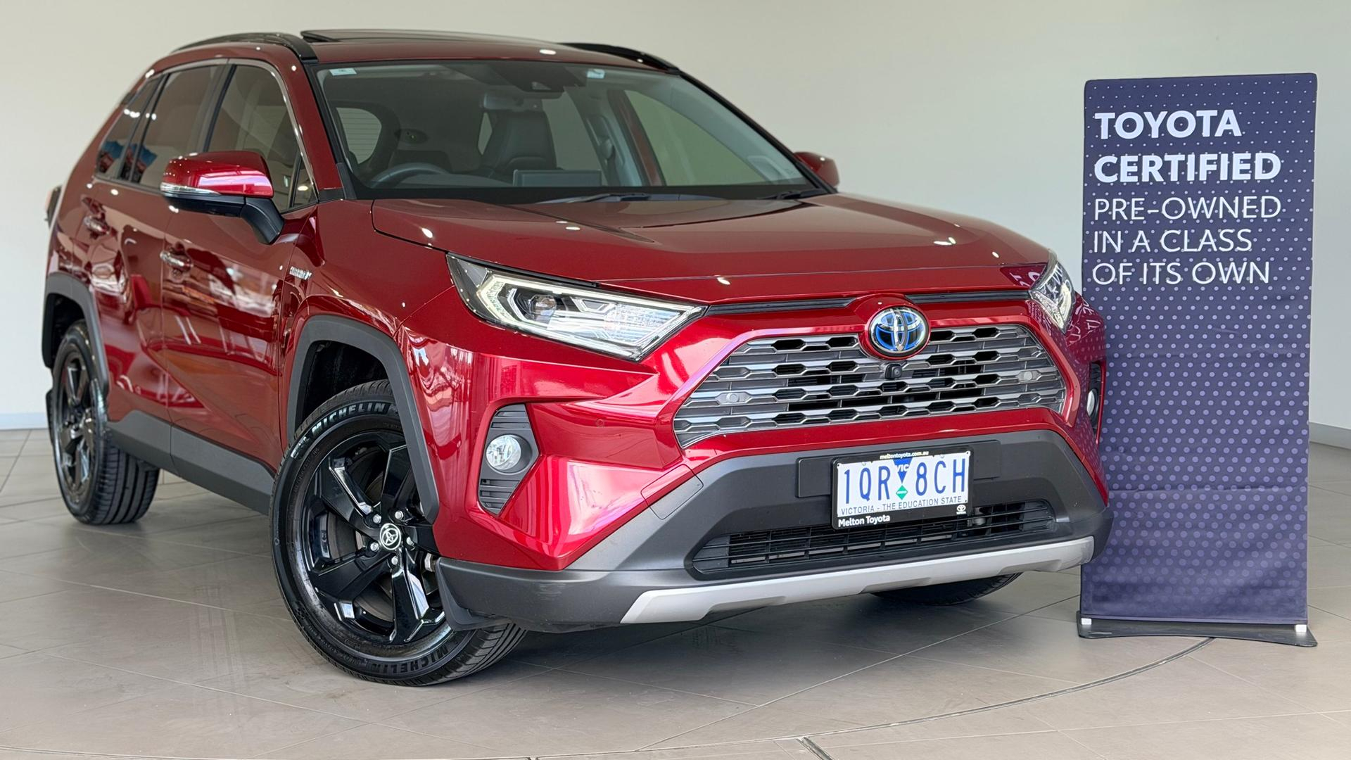Image of 2019 Toyota Rav4 Hybrid Cruiser 2WD