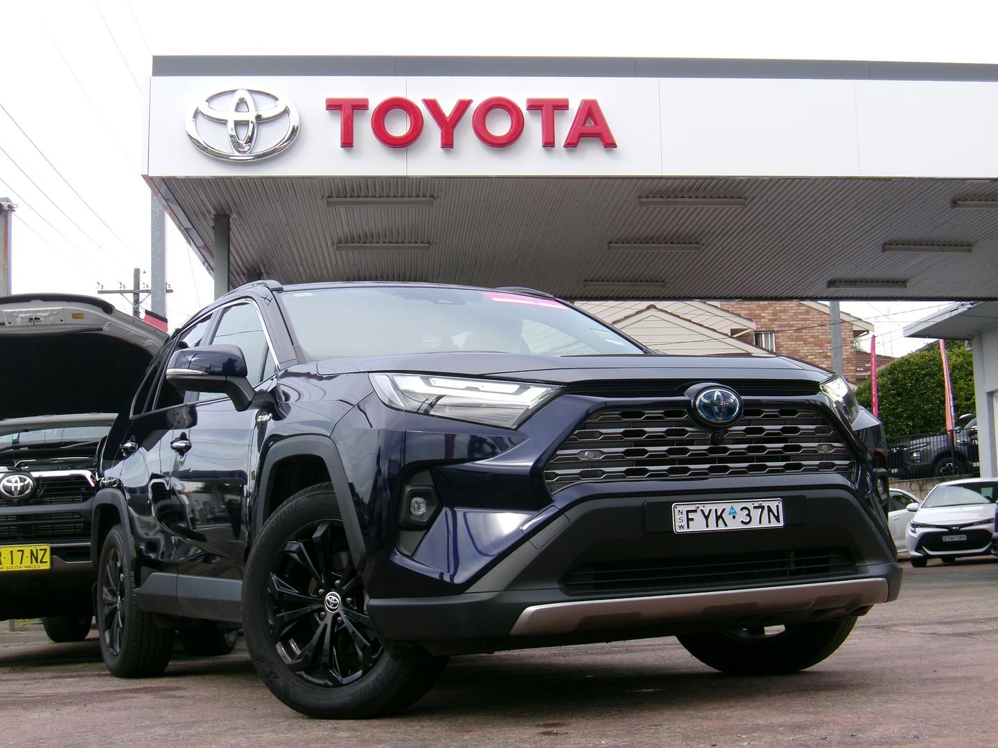 Image of 2024 Toyota Rav4 Hybrid Cruiser 2WD