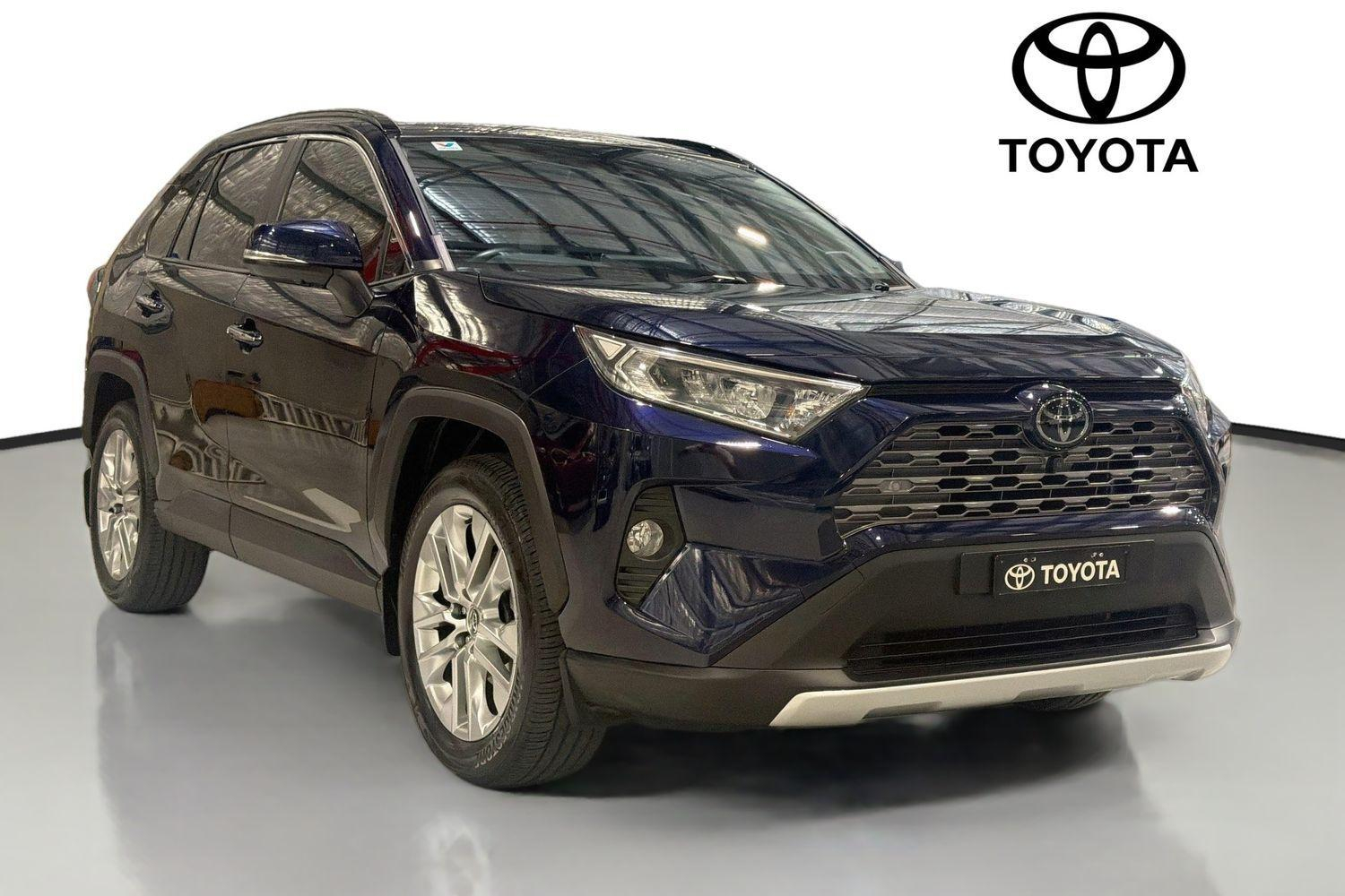 Image of 2019 Toyota RAV4 Cruiser 2WD