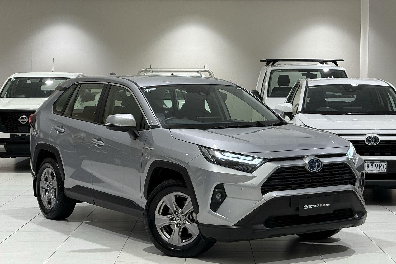 Image of 2022 Toyota RAV4 Hybrid GX-2WD