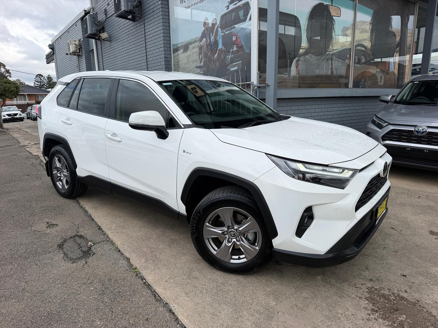 Image of 2025 Toyota RAV4 Hybrid GX-2WD