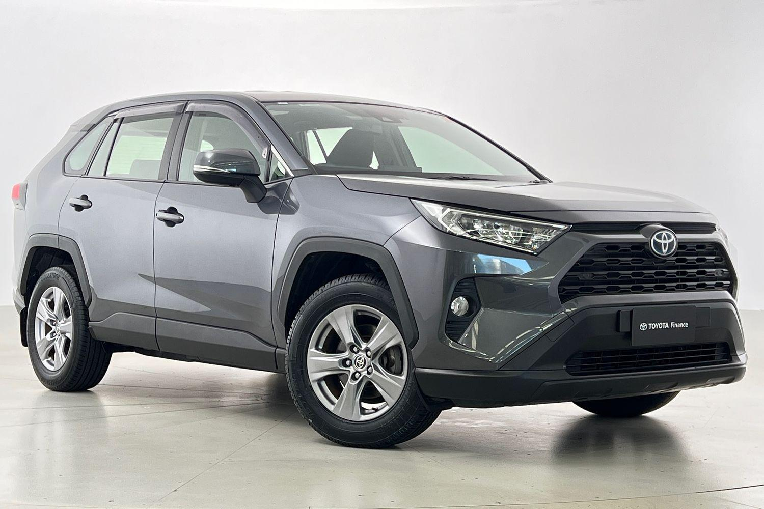 Image of 2022 Toyota RAV4 GX-2WD