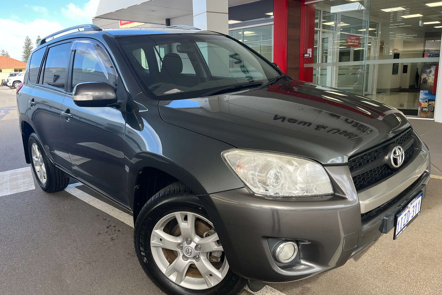 Image of 2011 Toyota Rav4 CV - 2WD