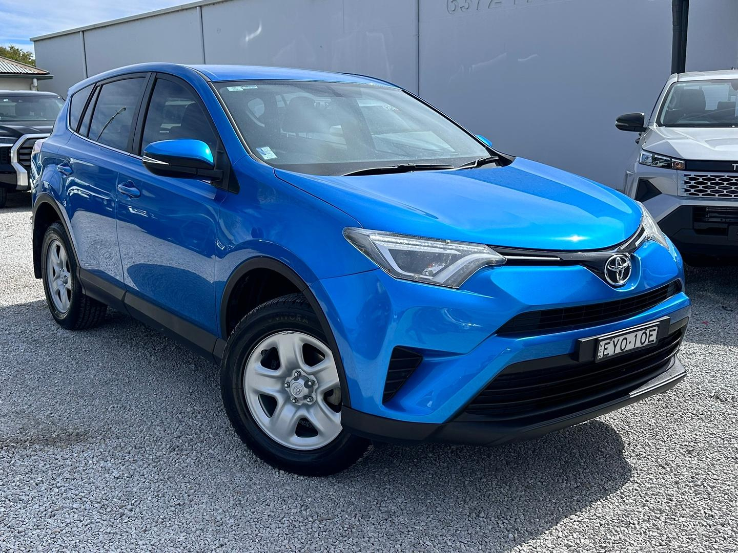 Image of 2017 Toyota RAV4 GX-2WD