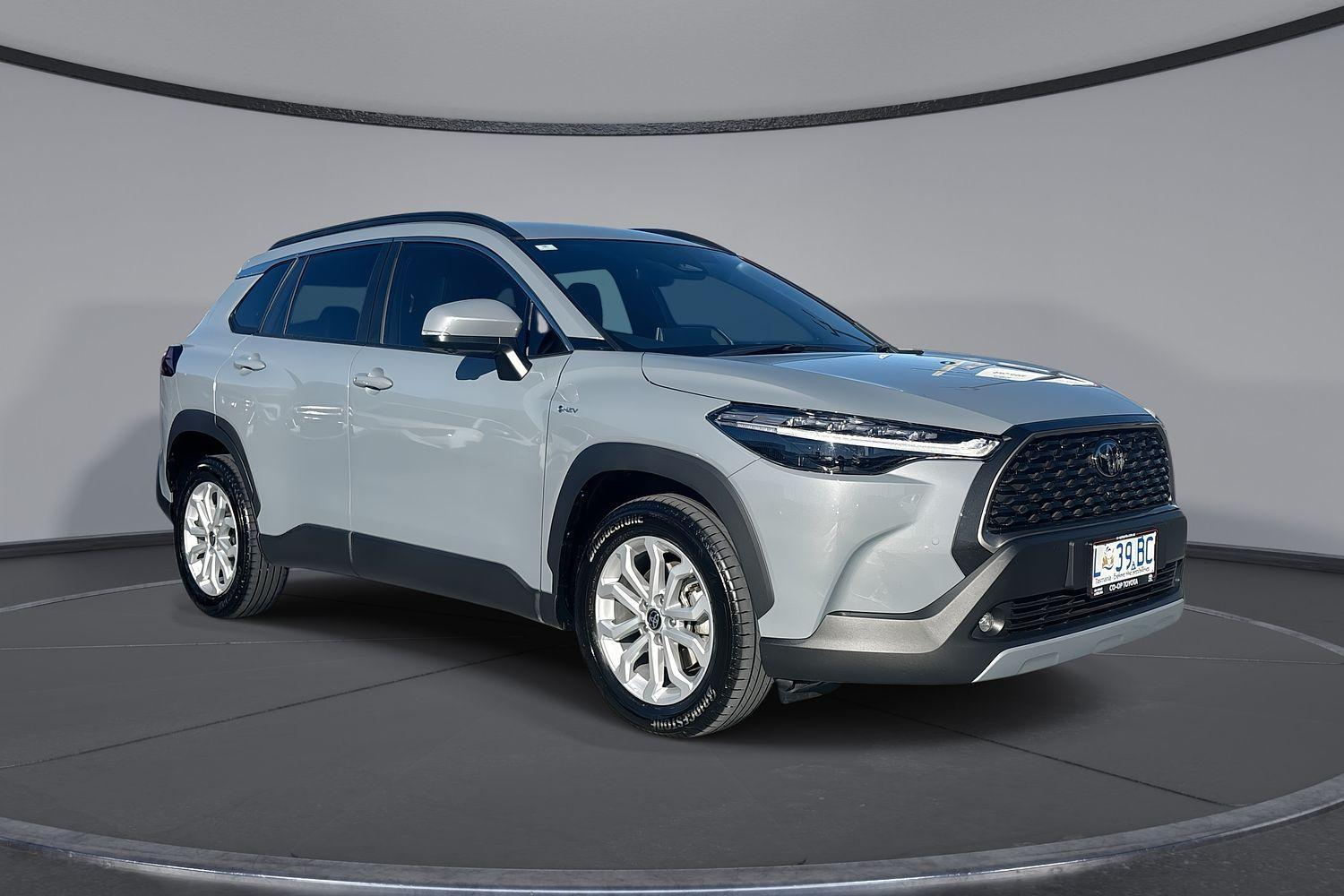 Image of 2025 Toyota Corolla Cross Hybrid GXL