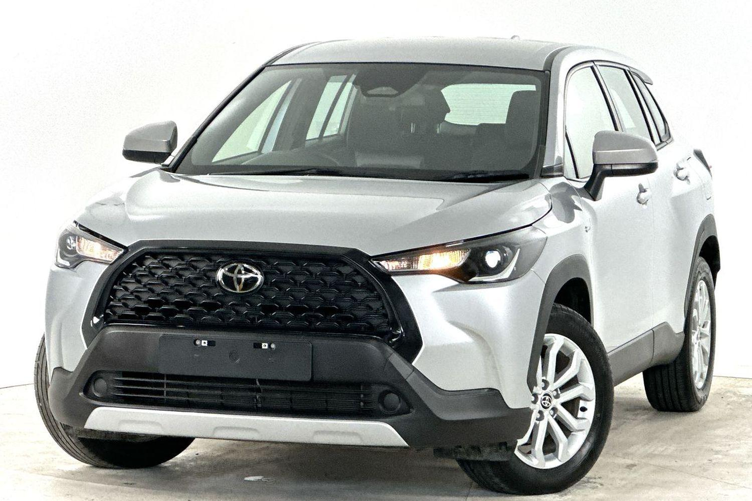 Image of 2025 Toyota Corolla Cross Hybrid GX