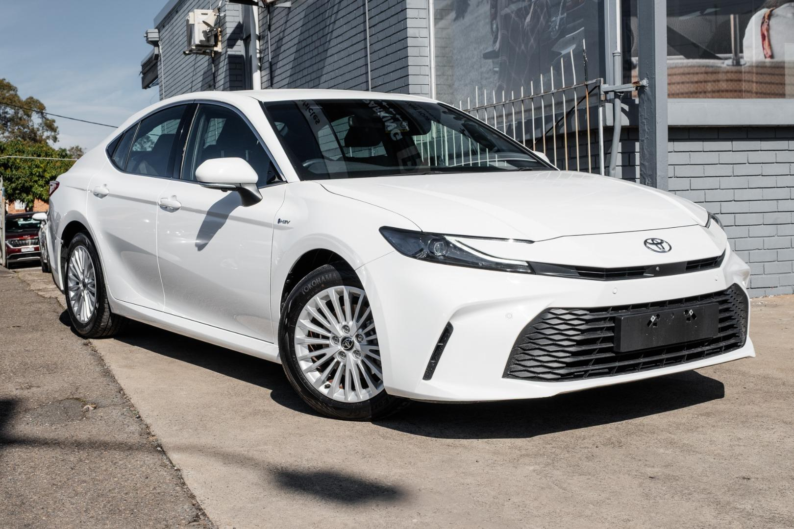 Image of 2025 Toyota Camry Hybrid Ascent